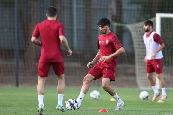 امتحان بهانه است، براجعه برای افزایش ۲۰ برابری قرارداد، در تمرینات پرسپولیس حاضر نمیشود