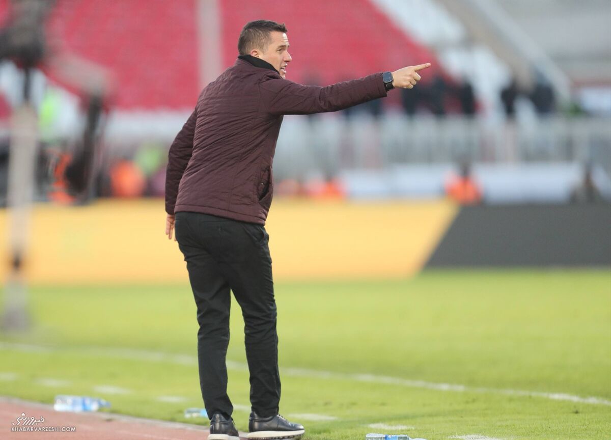 حسرت اوسمار از باخت به تراکتور: باید از یک یار بیشتر و دو پنالتی جلو بودن استفاده می‌کردیم