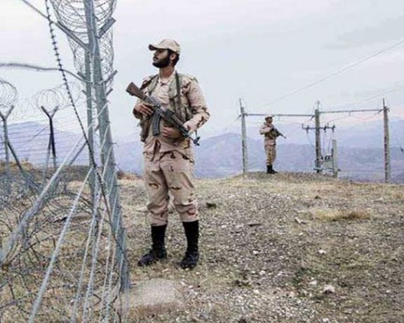 مقتل 4 من عناصر الباسيج والحرس الثوري الإيراني في بلوشستان.. واعتداء على 4 ملالي في قُم