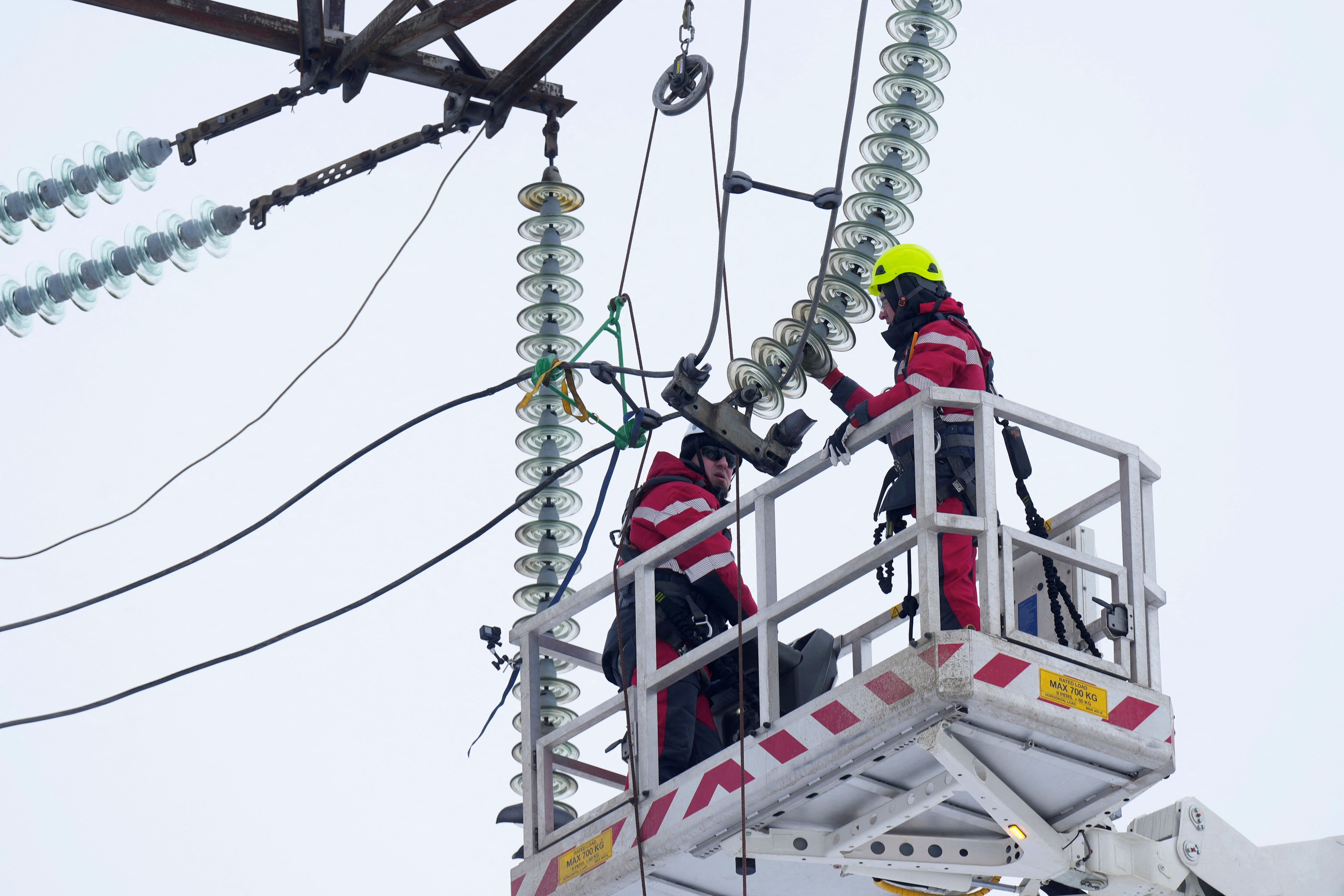پایان وابستگی به روسیه؛ ۳ کشور بالتیک به شبکه برق اتحادیه اروپا پیوستند