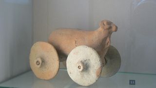 Iranian Archeologists Slam Plans To Legalize Trading Ancient Artefacts