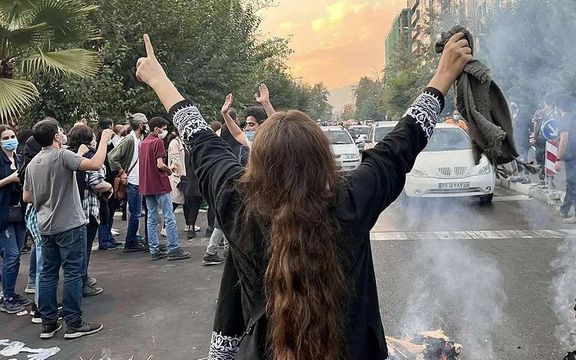 مدیر اورژانس بیمارستان سینا هدف گرفتن ریه و اندام تناسلی معترضان را تایید کرد