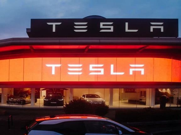 تسلا برای افزایش تولید باتری خودرو، اولین کارخانه خود را در کانادا افتتاح کرد