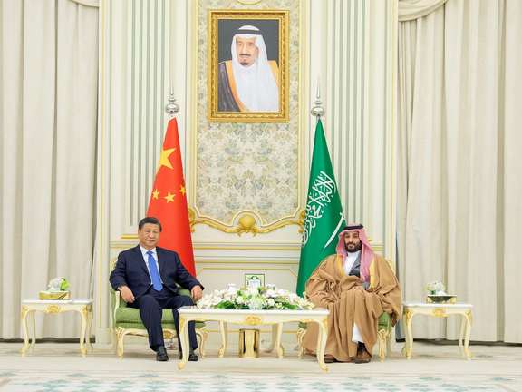 Saudi Crown Prince Mohammed Bin Salman meets with Chinese President Xi Jinping in Riyadh, Saudi Arabia December 8, 2022.