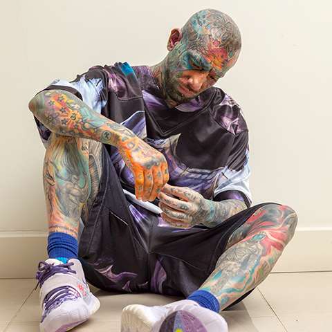 Iranian Singer Handed Over To Authorities After Detention In Turkey