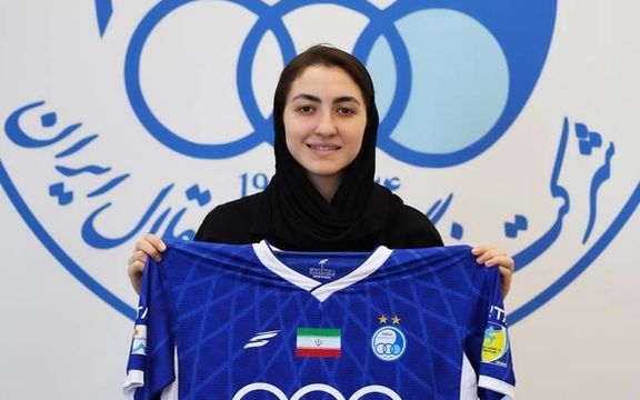 خریدهای بزرگ استقلال در فوتسال زنان؛ مارال ترکمان، مهتاب بنایی و نسترن مقیمی آبیپوش شدند