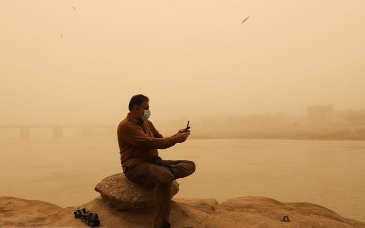 Dust Storms Sweep Iran 