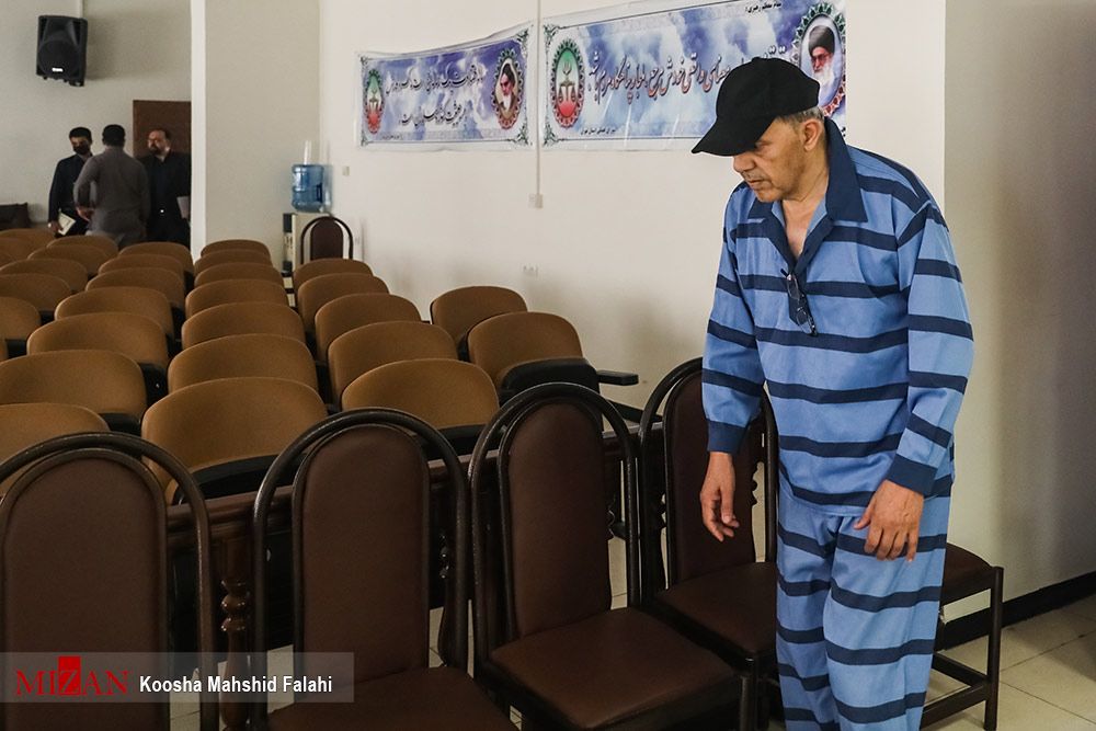 ابنة معارض إيراني اختطفه النظام: يعرضون أفلاما دعائية كاذبة في محاكمة والدي تمهيدا لإعدامه