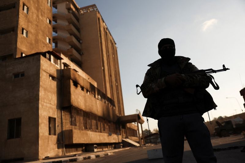 بریتانیا «هیئت تحریر الشام» را از فهرست سازمان‌های تروریستی خارج کرد