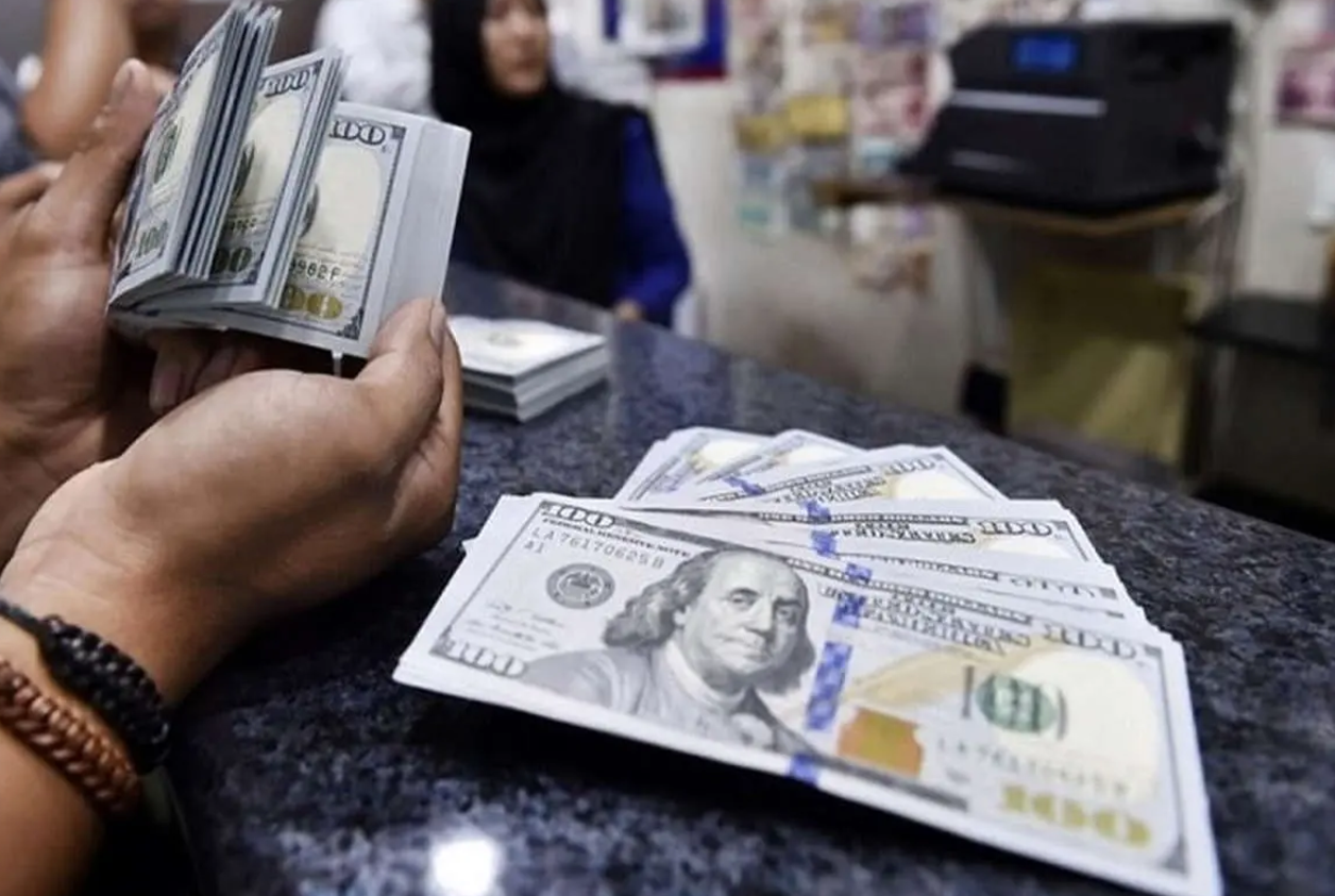 قیمت دلار در بازار آزاد تهران دوباره از ۷۰ هزار تومان گذشت
