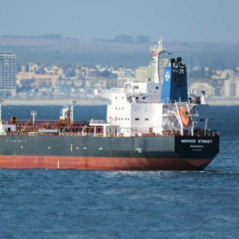 مقامهای بریتانیا درباره نحوه واکنش به حمله علیه کشتی مرسر استریت، «جلسه کبرا» تشکیل دادند