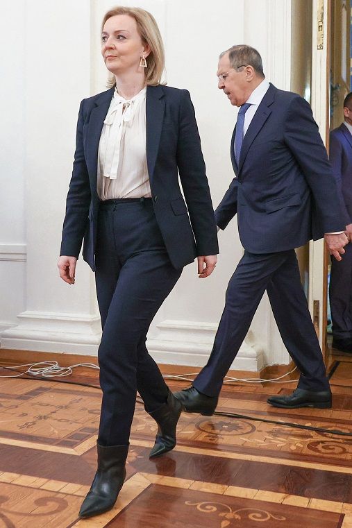 لاوروف گفت‌وگو با وزیر خارجه بریتانیا را به حرف زدن با یک «ناشنوا» تشبیه کرد