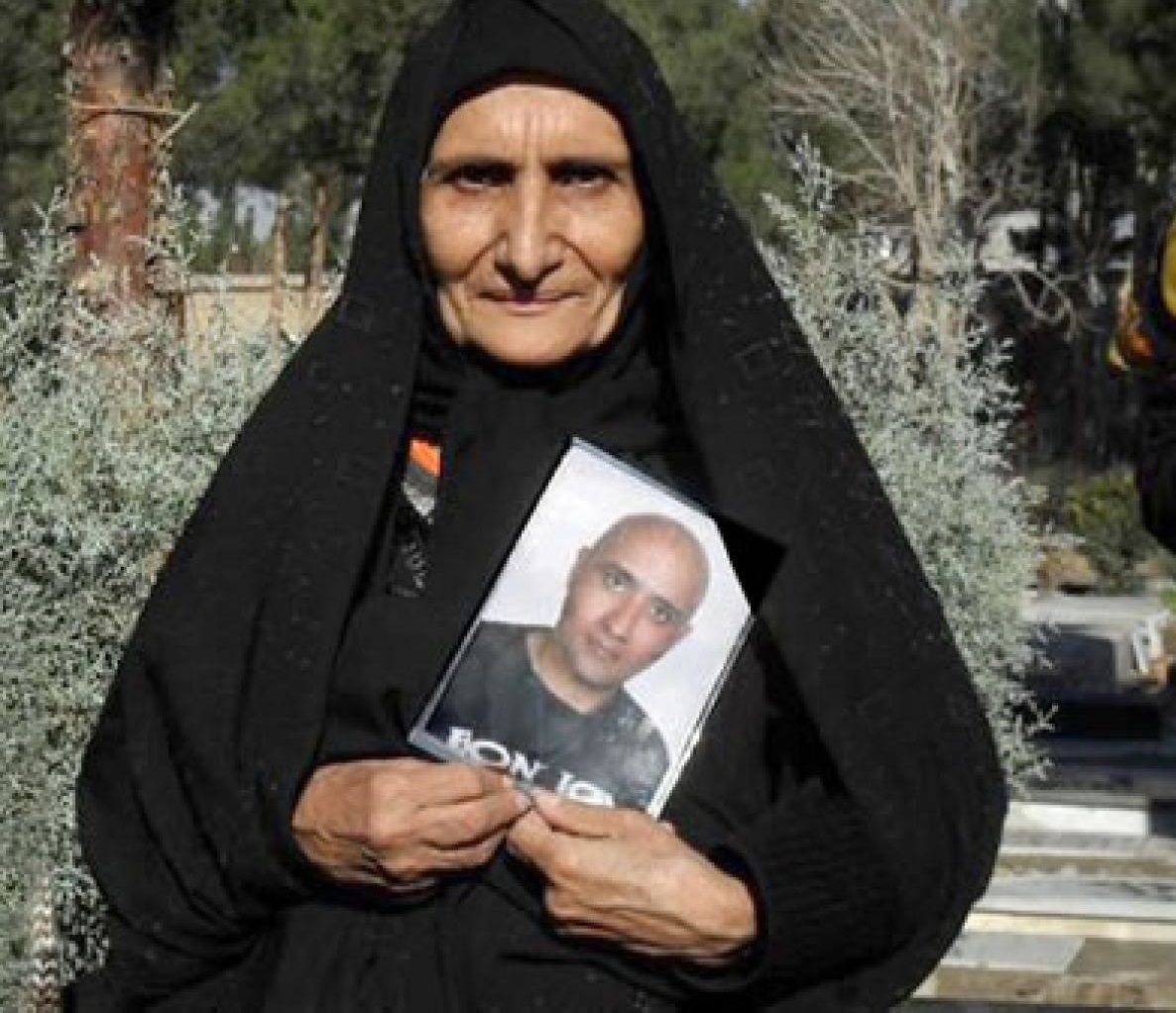 سالگرد قتل ستار بهشتی؛ آزادی ۷ تن از بازداشتی‌ها،بی‌خبری از اعضای خانواده این وبلاگ‌نویس