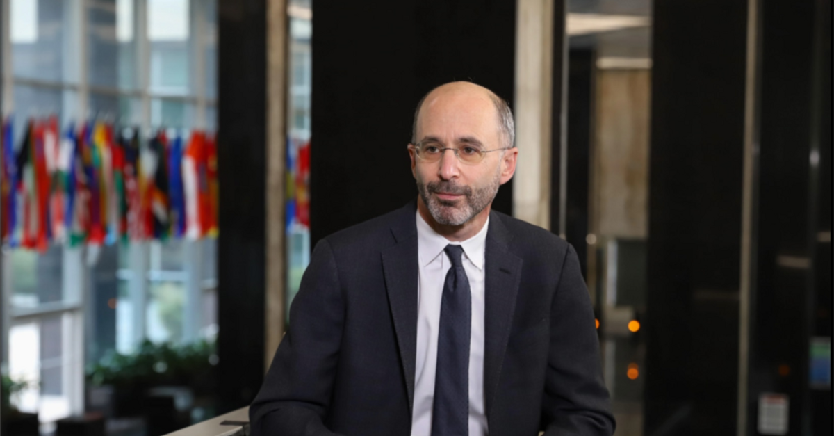 واشنطن ترحب بمساعي "واتساب" لربط الإيرانيين بالعالم