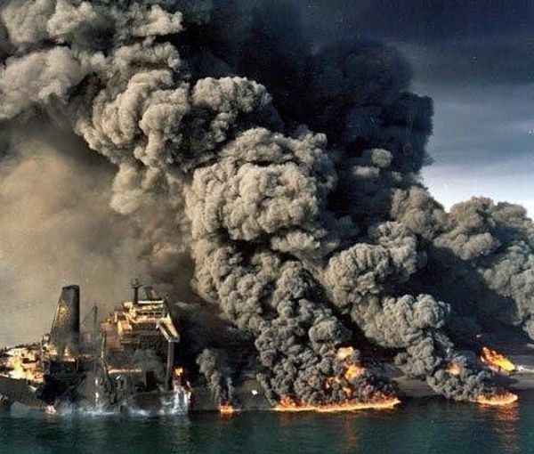 شركة محاماة أسر طاقم الناقلة "سانشي": وثائق تظهر أن 22 من أفراد الطاقم ما زالوا أحياء