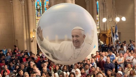 پاپ فرانسیس روز یکشنبه از بیمارستان مرخص میشود