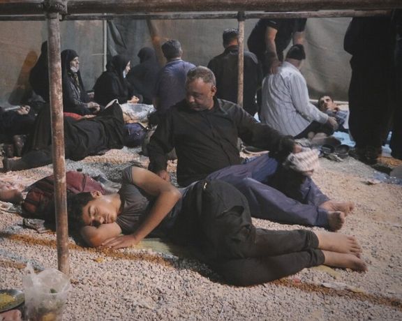 استمرار ازدحام زوار الأربعين على الحدود الإيرانية- العراقية.. ونقص المرافق والمياه