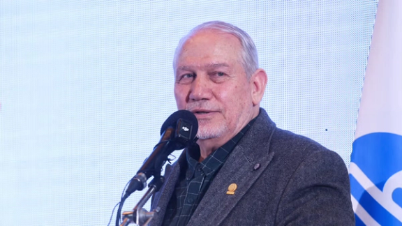 مستشار خامنئي: دستورنا أفضل من دستور فرنسا وبريطانيا