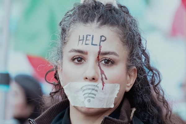 اندوه گذشته از مرز؛ ایرانیان خارج کشور کشتار دی ماه را چگونه تجربه کردند؟