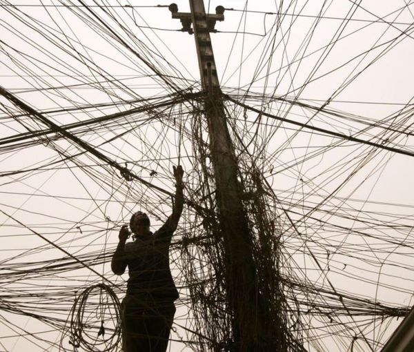 استمرار أزمة انقطاع الغاز الإيراني عن العراق.. وطهران تتهم أميركا بـ"تسييس ملف الكهرباء"