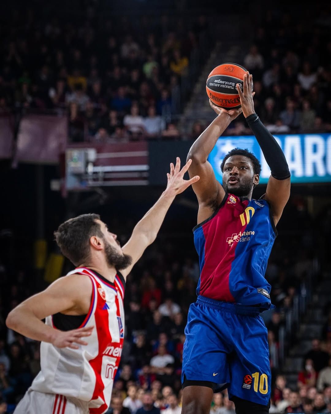 بارسلونا درخواست تیم اسرائیلی برای تمرین در سالن باشگاه را نپذیرفت