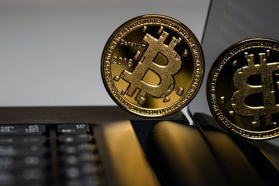 گزارش کمیسیون اقتصادی مجلس: روزانه ۴۰ میلیون دلار بیتکوین در ایران مبادله میشود