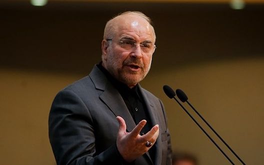 رییس مجلس: با کسانی که با حکم خدا در موضوع حجاب پردهدری کنند باید قاطعانه برخورد شود