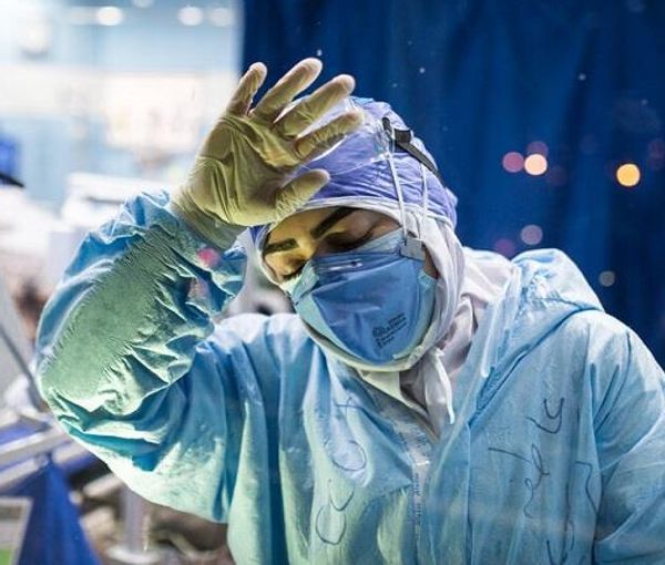 خاص لـ"إيران إنترناشيونال".. تقرير مقتل الشابة بهار خورشيدي 23 عاما في طهران