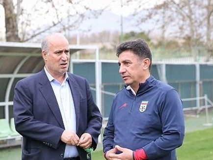 تماس تاج با قلعهنویی برای ابراز رضایت از عملکرد تیم ملی پس از شکست برابر ازبکستان ۱۰ نفره