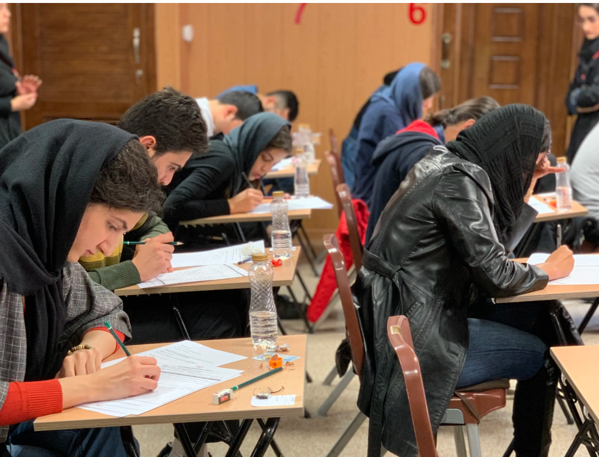Iranians tell of shrinking paths to study abroad