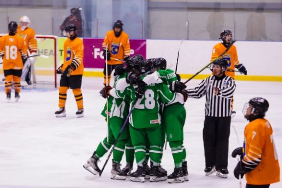 پیروزی تیم ملی هاکی روی یخ ایران بر مالزی در جام جهانی