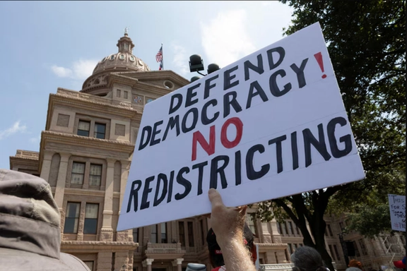 بیش از ۳۰۰ تجمع اعتراضی علیه تلاش ترامپ برای تغییر نقشه حوزههای انتخاباتی برگزار شد