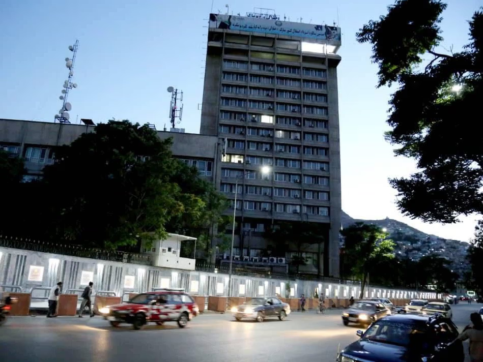 قطع اینترنت پرسرعت در افغانستان؛ بیش از ۱۰۰ نهاد مدنی اقدام طالبان را محکوم کردند