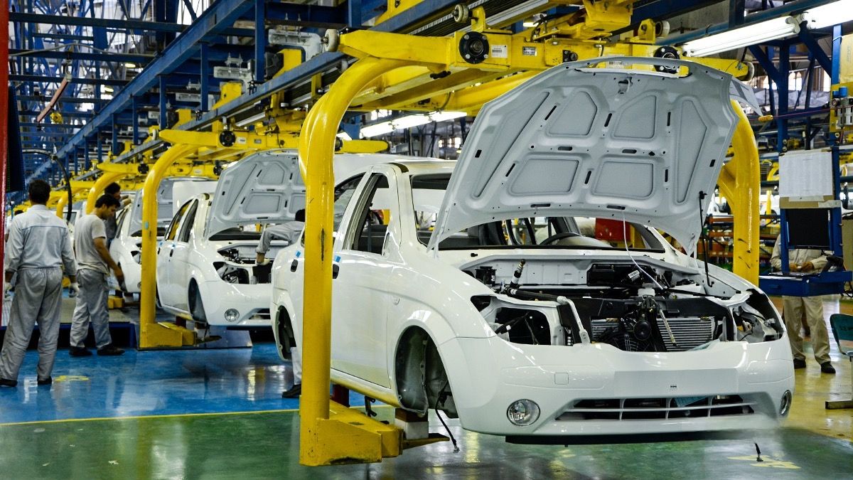US targets Iran auto, rail and metals sectors in new sanctions blitz
