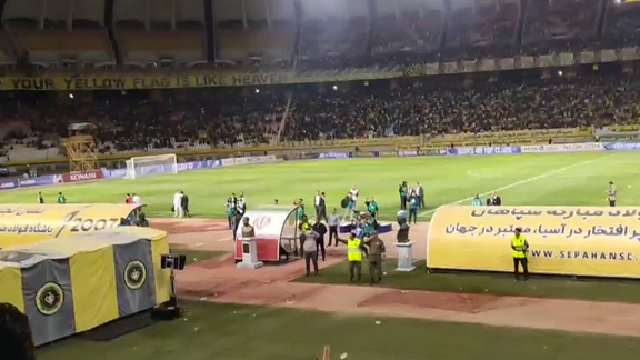 سایت الریاضیه: ناظر مسابقه الاتحاد و سپاهان خواستار لغو آن شده بود