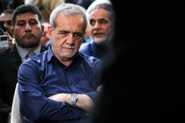 عضو کمیسیون امنیت ملی مجلس: به پزشکیان چون نگذاشت وعده صادق ۳ انجام شود، می‌گویند بزدل