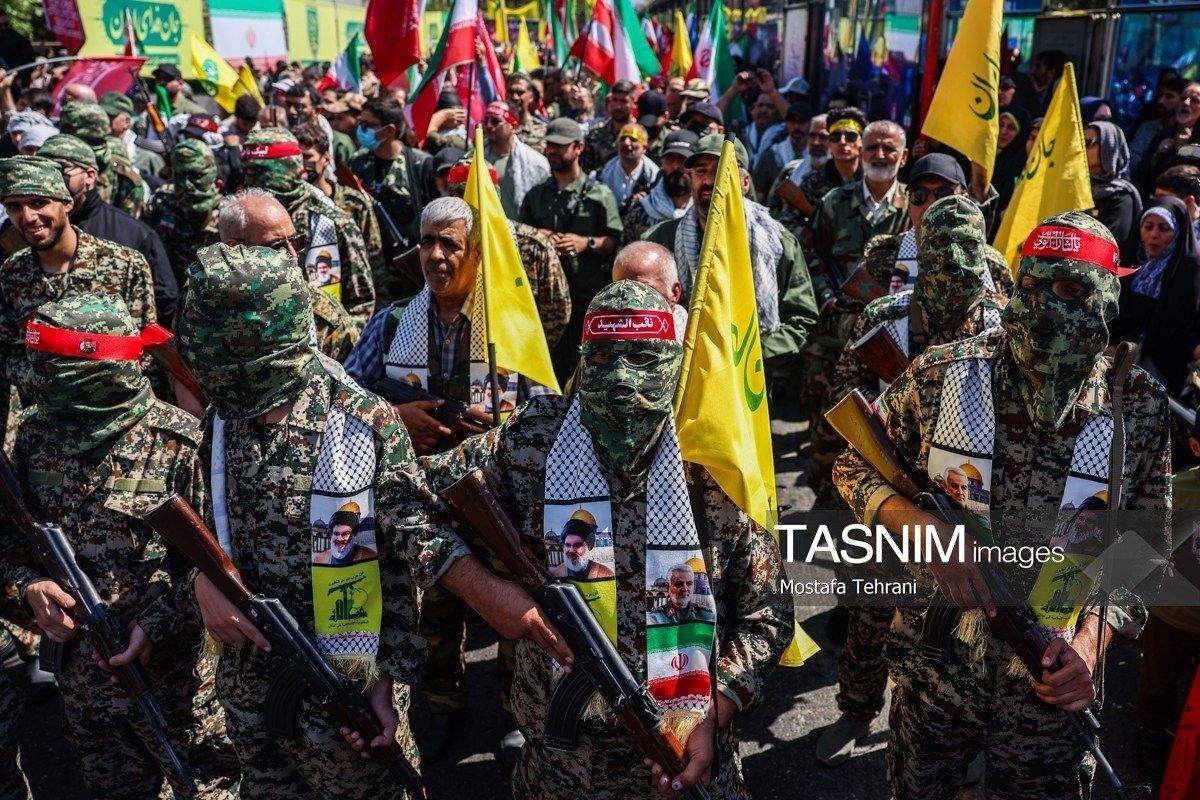 روزنامه کیهان: از نظر اقتصادی در وضعیت بحرانی نبوده و به آن نزدیک هم نیستیم