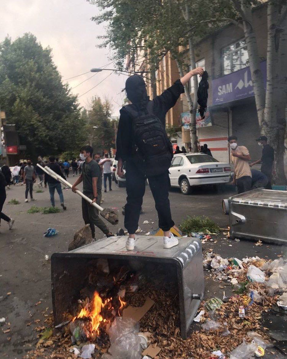 دعوات إيرانية للتظاهر في ذكرى مجزرة نوفمبر 2019 بداية من الغد