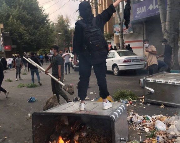 دعوات إيرانية للتظاهر في ذكرى مجزرة نوفمبر 2019 بداية من الغد