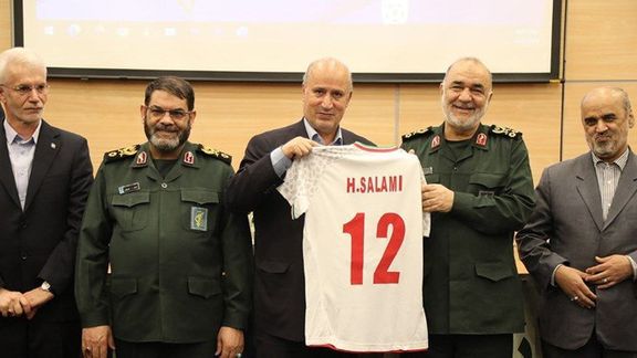 فرمانده سپاه: اغلب بازیکنان تیم ملی فوتبال را به اسم کوچک میشناسم