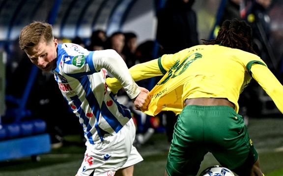 تساوی عجیب تیم جهانبخش؛ فورتونا ۱۲ نفره کرنر گرفت، یازده نفره به هیرنفین گل زد!