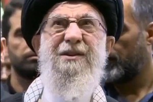 رویترز: ممکن است آمریکا رهبران و مقامهای ارشد جمهوری اسلامی را هدف قرار دهد