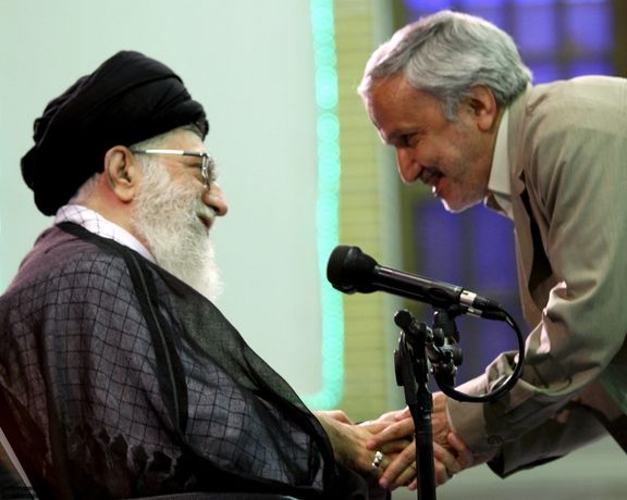 مداح دفتر خامنهای: رهبر گفت در نوحهها فلسطین و سوریه و یمن را هم بگنجانید