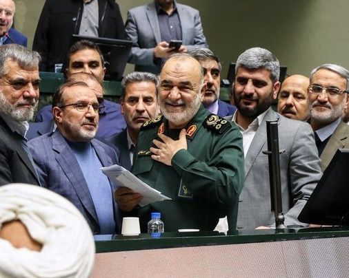 سلامی، فرمانده کل سپاه: مقاومت ضعیف نشده و میبینید که یمنیها میدرخشند