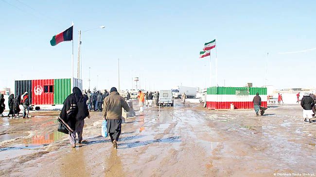 رئيس غرفة التجارة الإيرانية يحذر من احتمال خروج المستثمرين الأفغان إلى تركيا