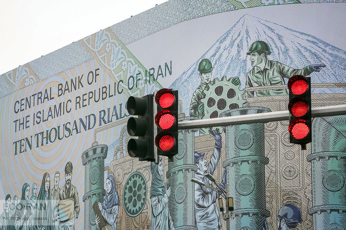 افزایش ۴۱/۸ درصدی پایه پولی در خرداد امسال نسبت به سال گذشته