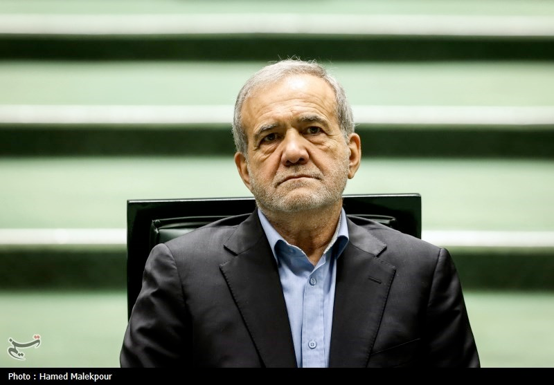 Critics call for honesty from Pezeshkian amid rising war tensions