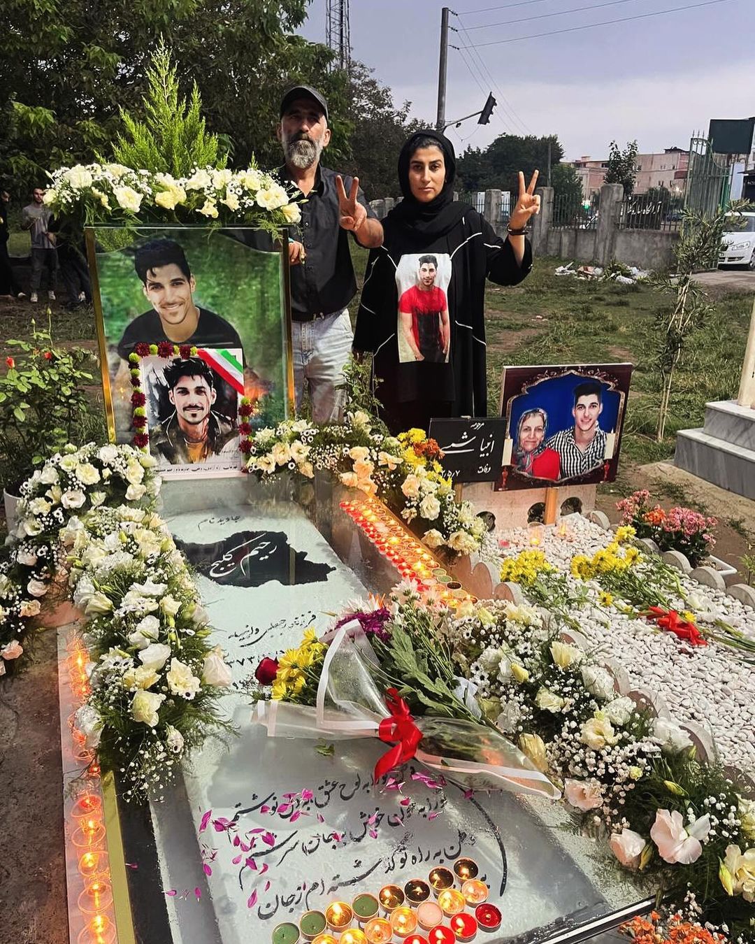 برگزاری مراسم دومین سالگرد کشته‌شدگان خیزش «زن، زندگی، آزادی»