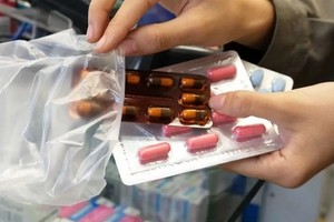 Rising prices, medicine shortages hit Iran after sanctions return