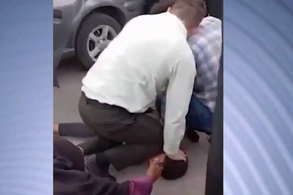 Iranian police break neck of Afghan teen amid deportation crackdown